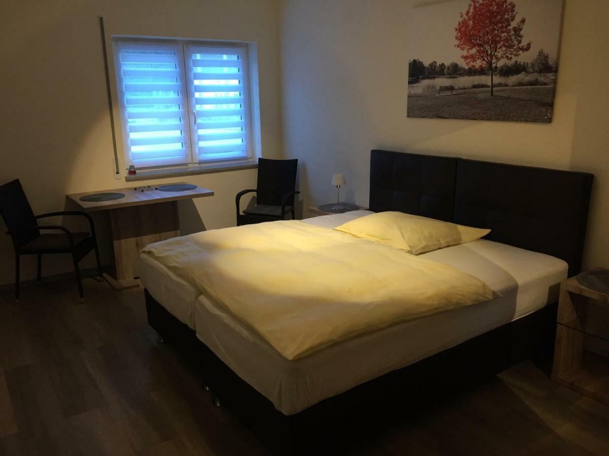 אפרטהוטל Rottenbach  Boardinghaus Modern Living מראה חיצוני תמונה